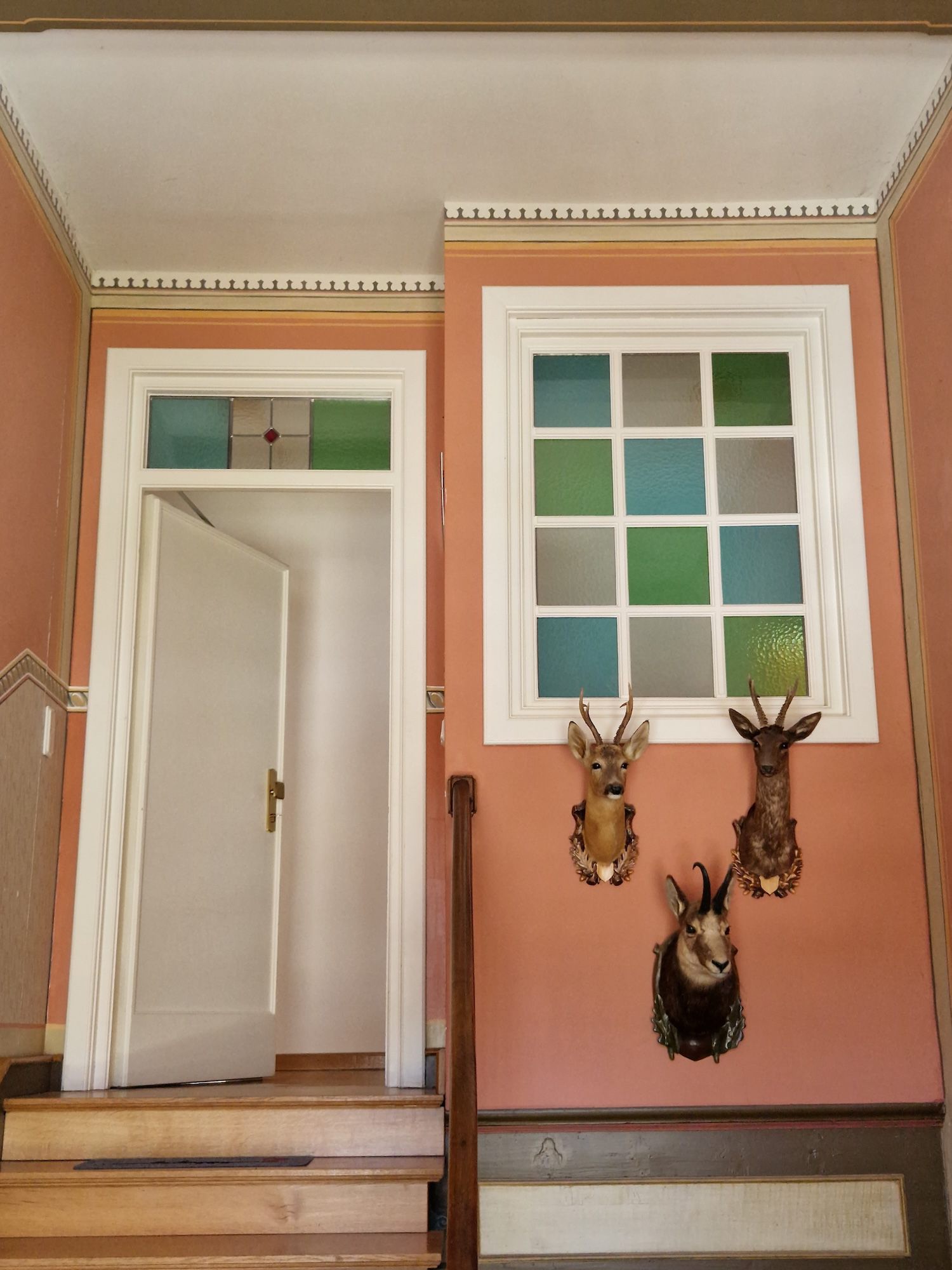 Glaserei-Leonhard-Fischer-Oberammergau-Glaskunst-Oberlicht-und-Fenster-Jugendstilvilla